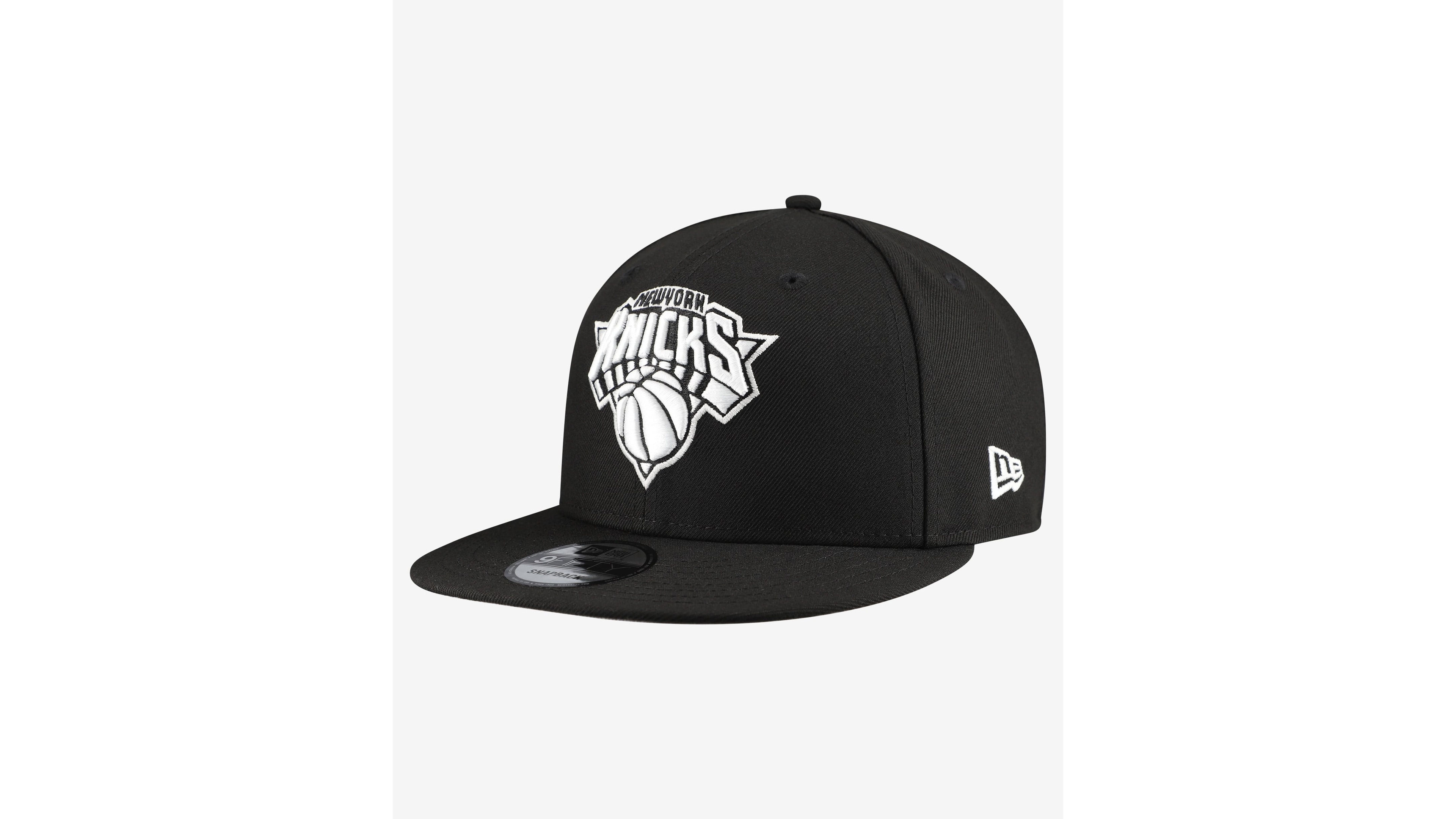 New Era Men's Black New York Knicks Team 9FIFTY Snapback Hat