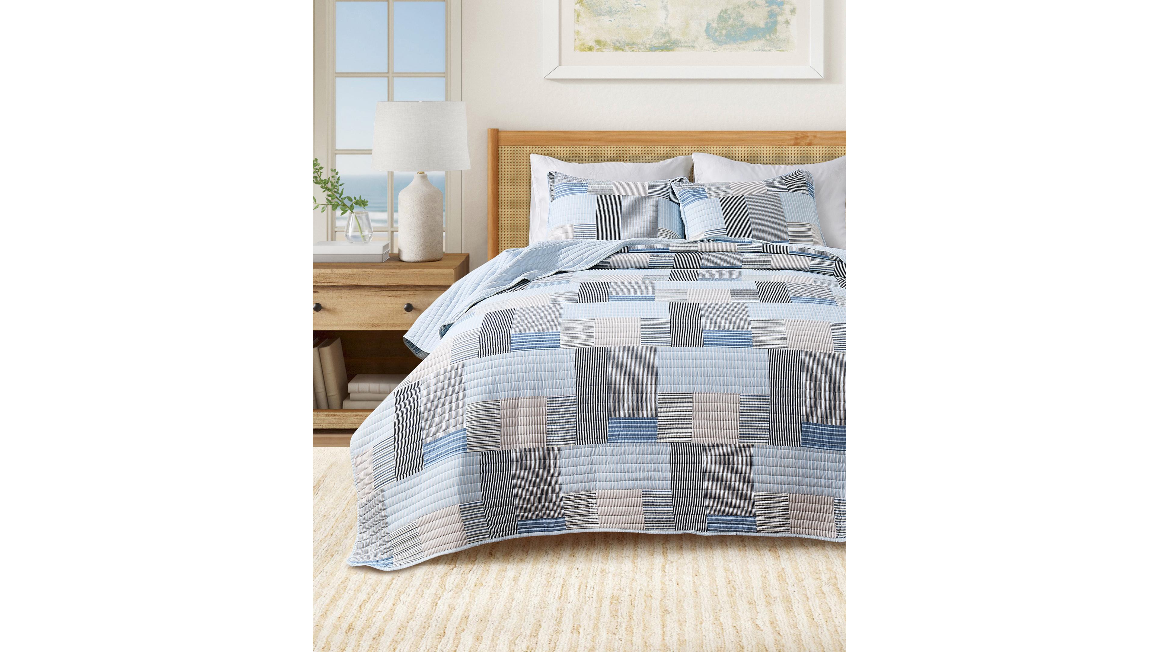 Linery & Co Stripe Patchwork Quilt Set with Shams