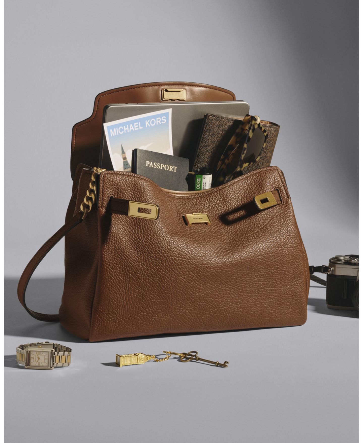 Женская сумка Michael Kors Hamilton Soft Large Satchel Handbag, цвет: Чёрный — фото 6