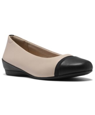 Women's Cathrynn Dusk Round-Toe Wedge Pumps