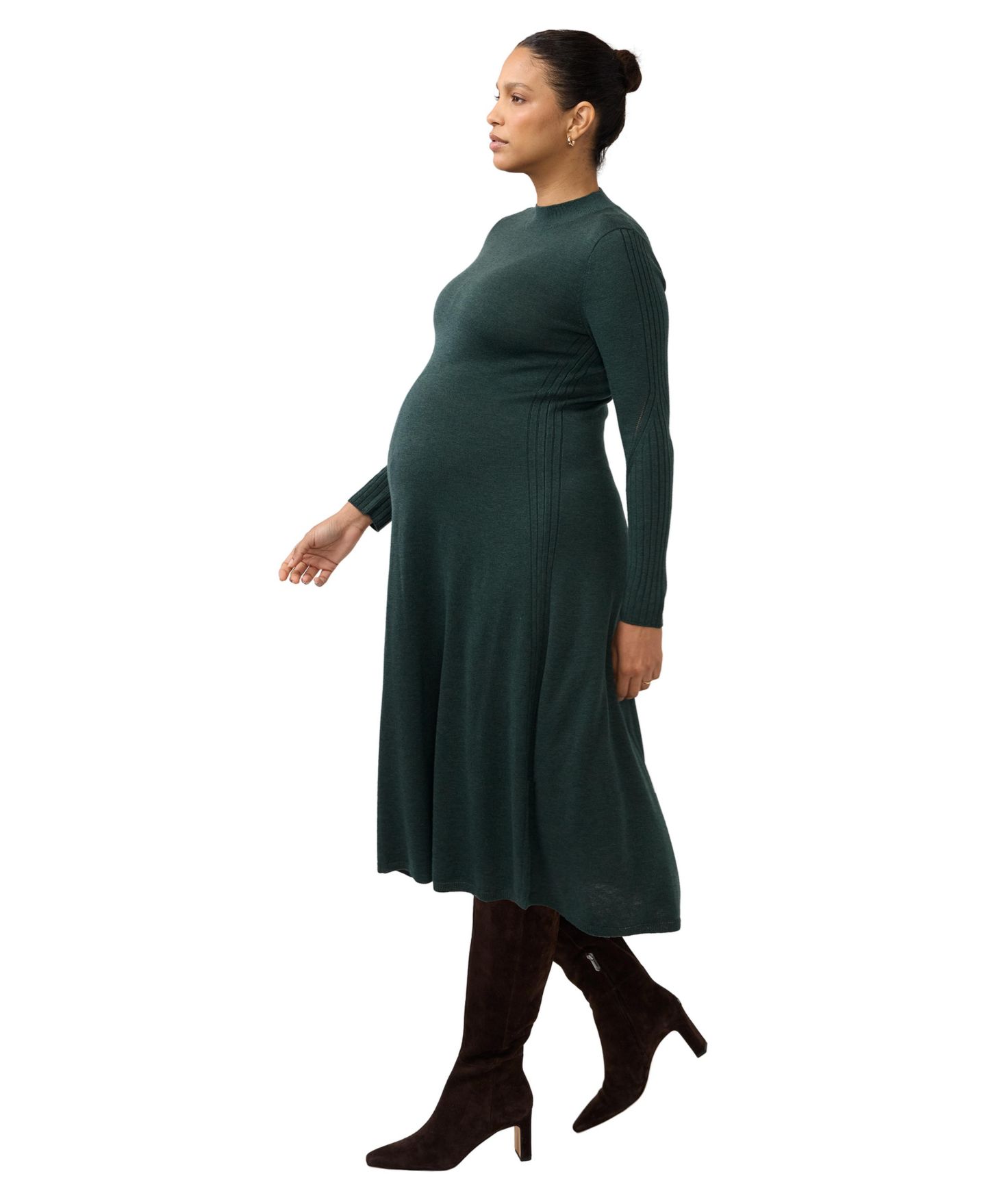 Женское платье Ingrid + Isabel Maternity Long-Sleeve Fit-and-Flare Midi Sweater Dress, цвет: Тёмный зелёный — фото 2