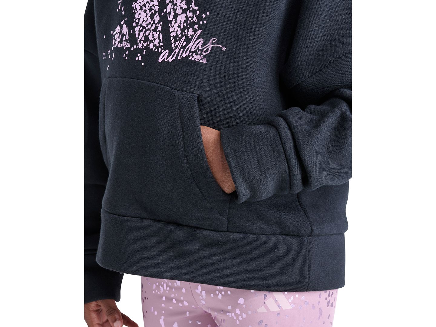 Комплект adidas Hooded Kangaroo-Pocket All-Over-Print Pullover and Leggings, 2-Piece Set для девочек, цвет: Чёрный — фото 4