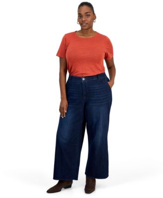 Plus Size High-Rise Wide-Leg Jeans