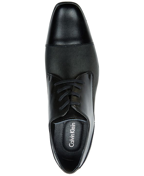 calvin klein men's kellen textured leather oxfords