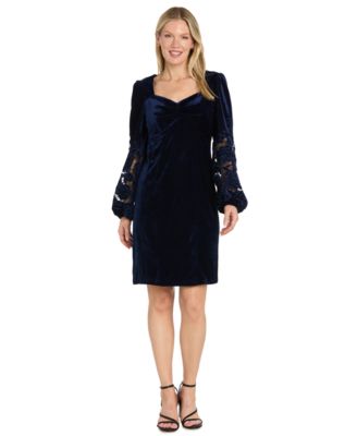 Women's Sophia Christina Sweetheart Long-Sleeve Velvet Sheath Dress