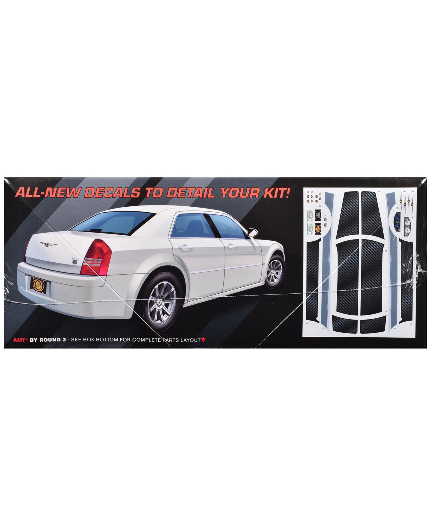 Детские игрушки AMT 1/25 Scale 2005 Chrysler 300C Skill 2 5.7L V8 Hemi Engine Detailed-Interior Model Kit — фото 3
