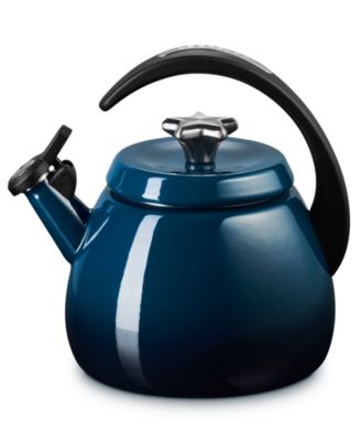 2.2 qt. Signature Cloche Kettle with Gold Knob