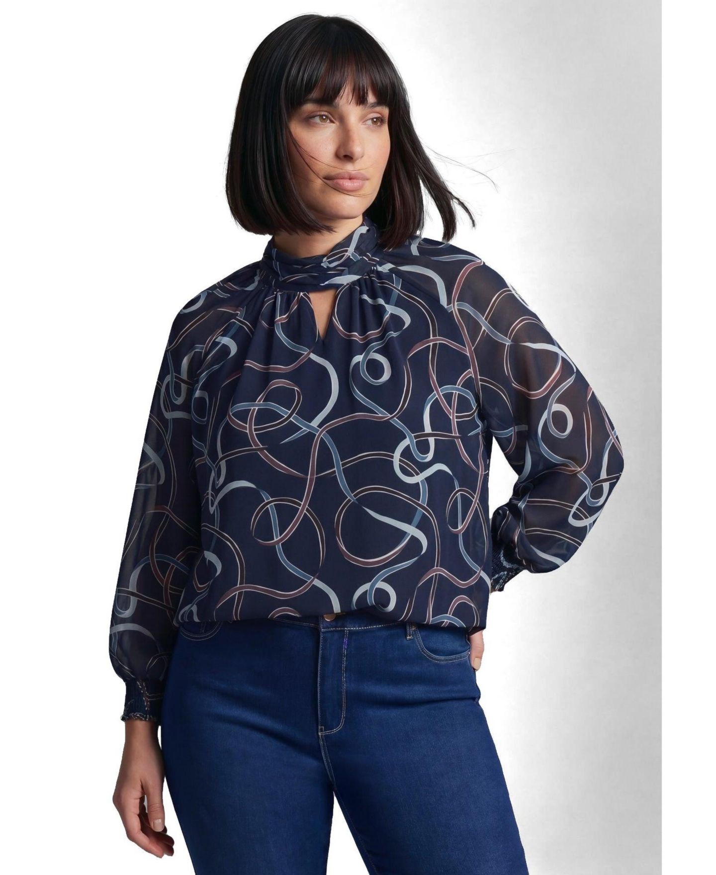 Женский топ Avenue Plus Size Ruched Keyhole Sheer Tunic, цвет: Тёмно-синий — фото 3