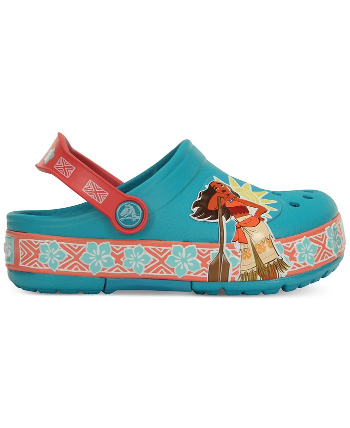 2t crocs clearance