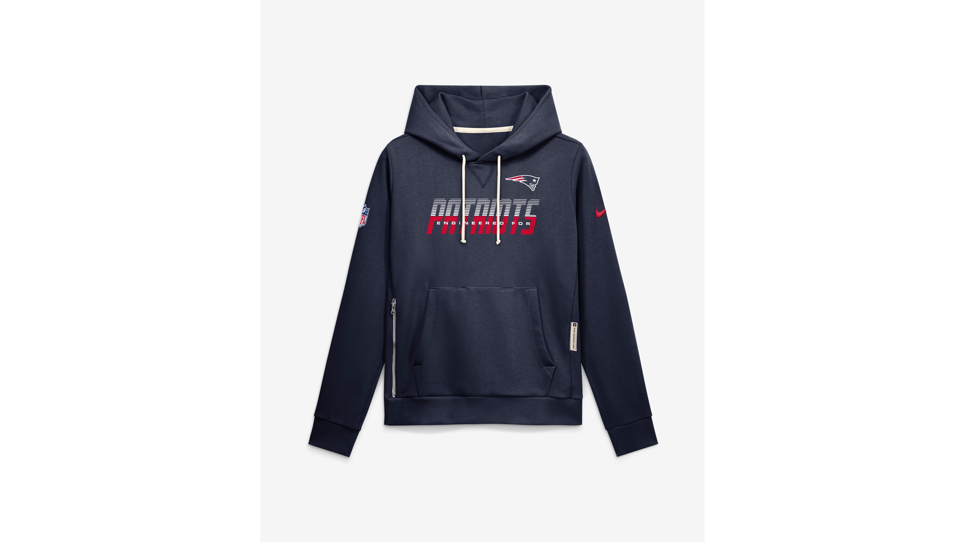 Nike Women's New England Patriots Sideline Standard Issue Fleece Loose-Fit Hoodie