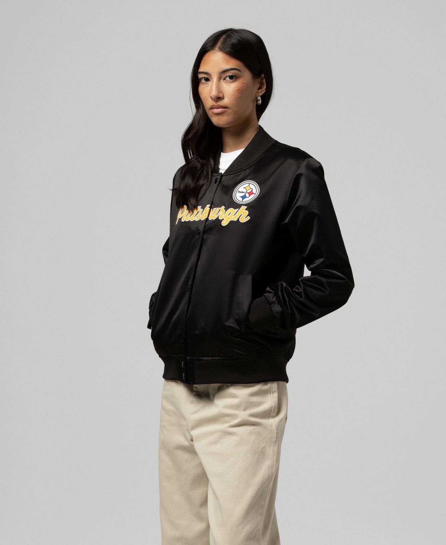 Женская куртка Mitchell & Ness Black Pittsburgh Steelers Full-Snap Satin — фото 1
