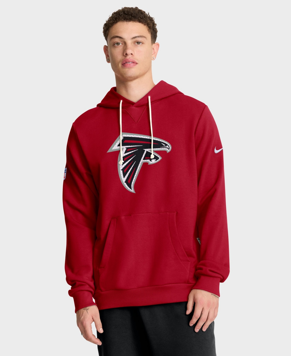 Nike Men's Red Atlanta Falcons Sideline Standard Issue Initial Home Dri-fit Hoodie - Red
