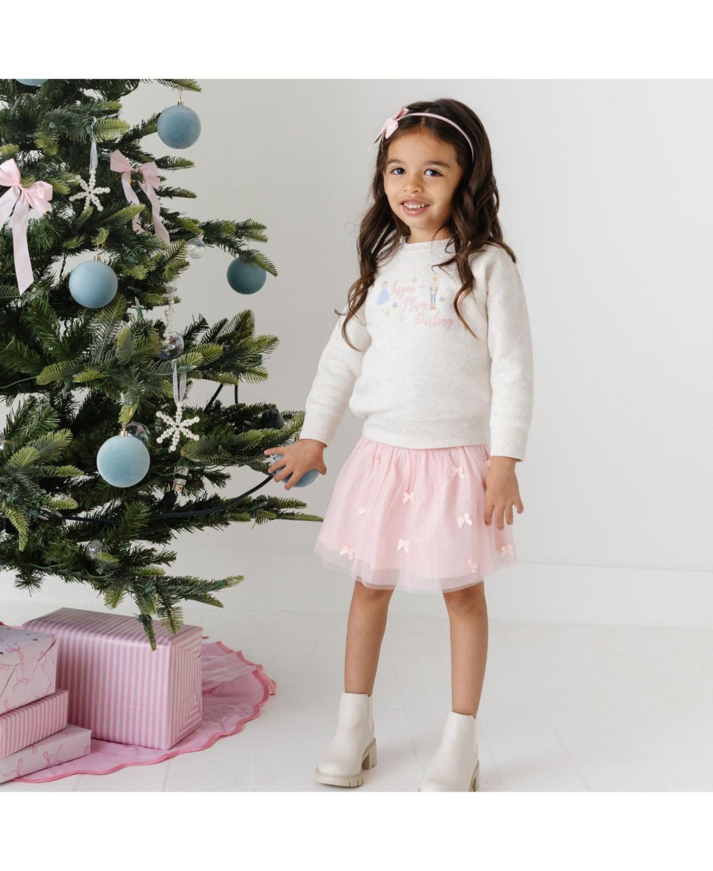 Толстовка Sweet Wink Sugar Plum Darling Holiday Fleece Crewneck для девочек, цвет: Натуральный меланжевый — фото 2