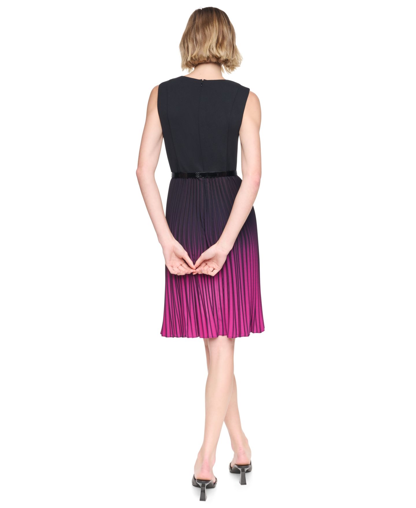 Женское платье DKNY Petite Ombre V-Neck Cocktail, цвет: Чёрный / Ягодный — фото 6