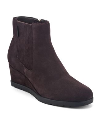 Women's Yamaira Round Toe Wedge Booties