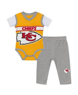 Baby Boys and Girls  Gold/Heather Gray&nbsp;Kansas City Chiefs Two-Piece Jersey Bodysuit & Pants Set