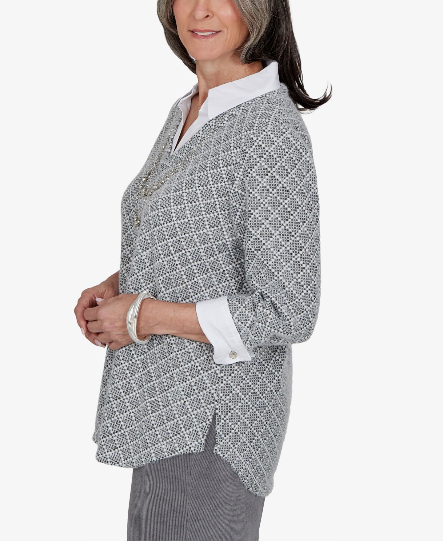 Женская блузка Alfred Dunner Petite Geometric 3/4-Sleeve V-Neck, цвет: Серый — фото 3