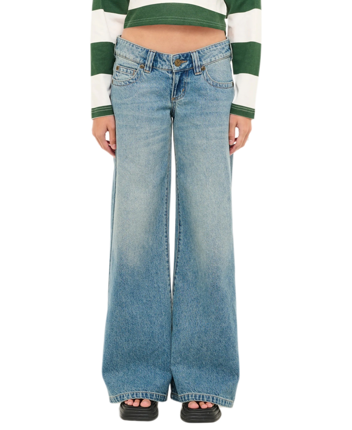 Abrand Women's Cassidy Wide-Leg Low-Rise Jeans