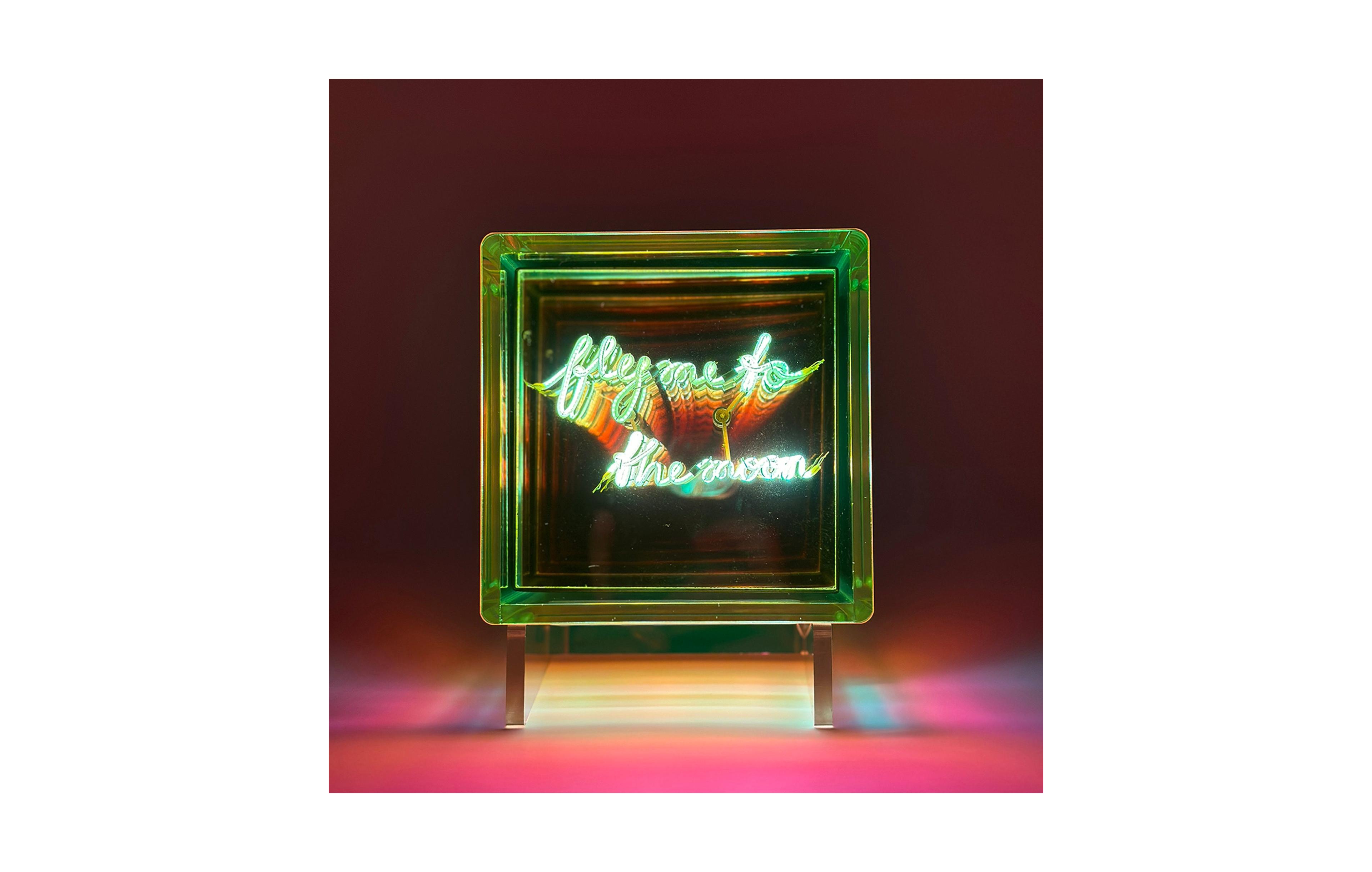 Mitb Mitbox Fly Me To The Moon Rechargeable Light box