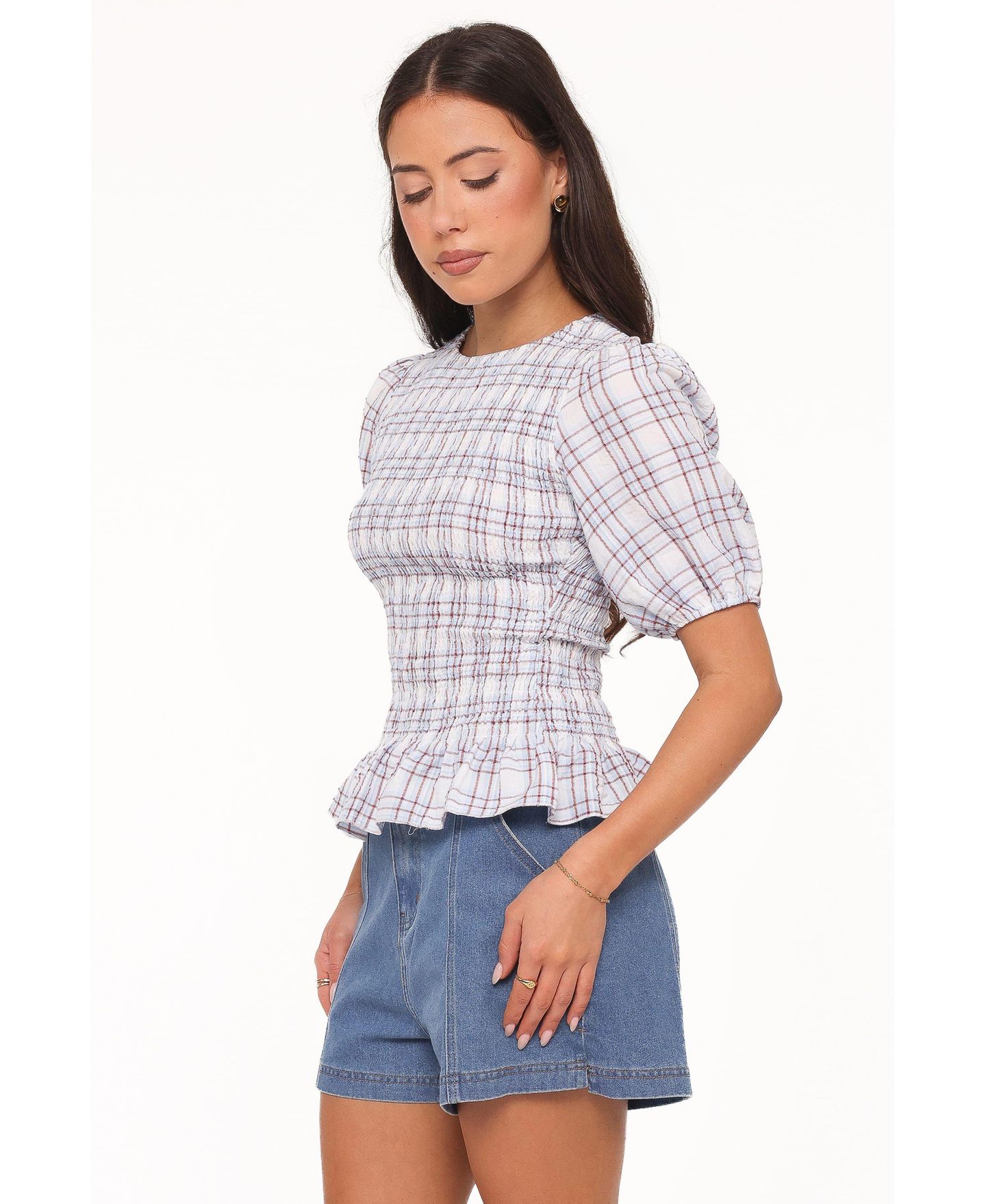 Женский топ Petal and Pup Callista Shirred Waist, цвет: Светлый синий клетчатый — фото 1