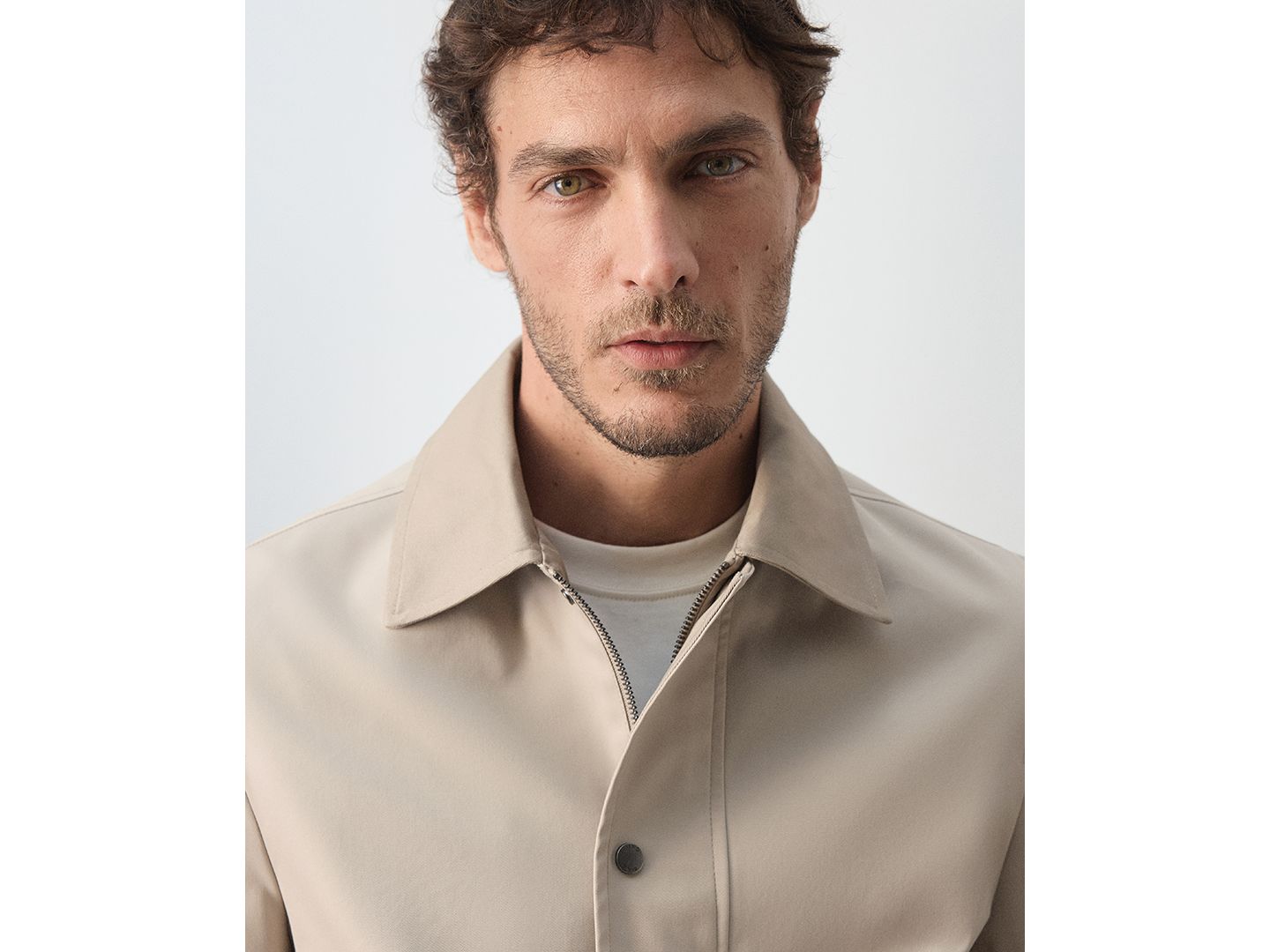 Мужская куртка Mango Water-Resistant Straight-Fit Shirt Jacket, цвет: Бежевый — фото 4