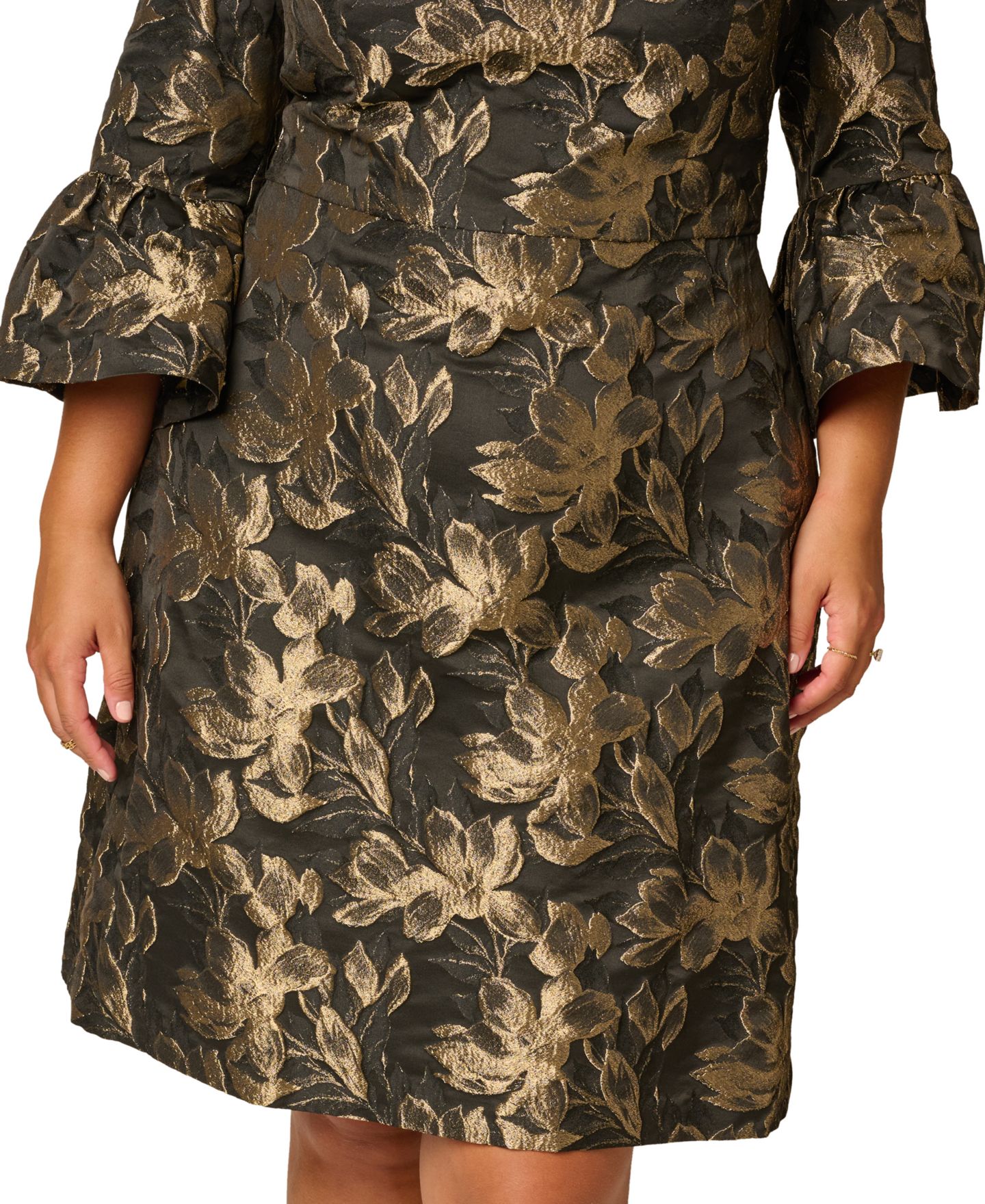 Женское платье Adrianna Papell Plus Size Floral-Print V-Neck 3/4-Sleeve, цвет: Чёрный / Золотой — фото 6