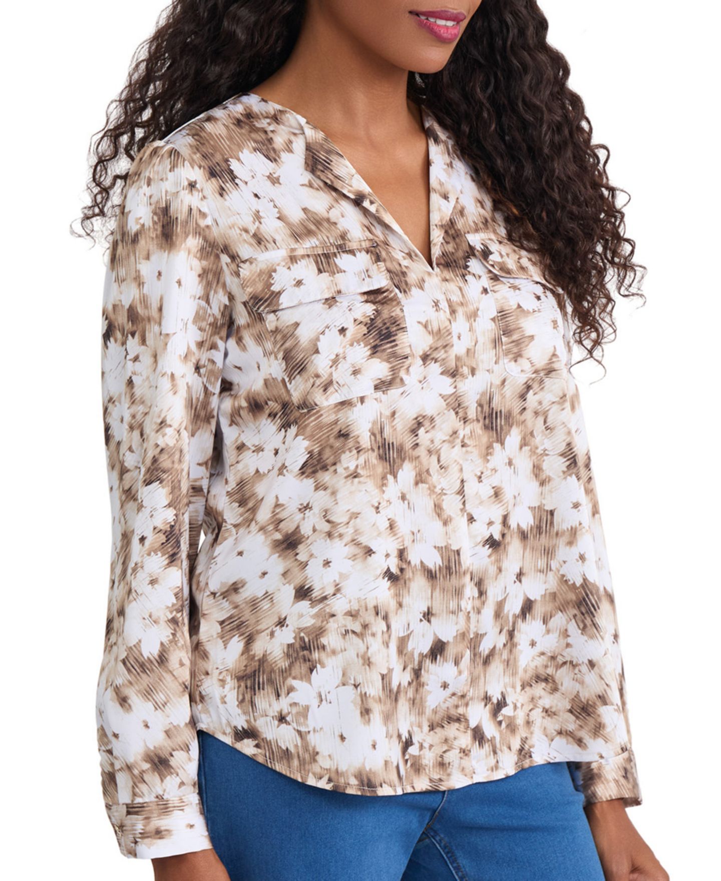 Женская блузка Jones New York Simplified Utility Floral Long-Sleeve V-Neck, цвет: Cafe Au Lait — фото 3