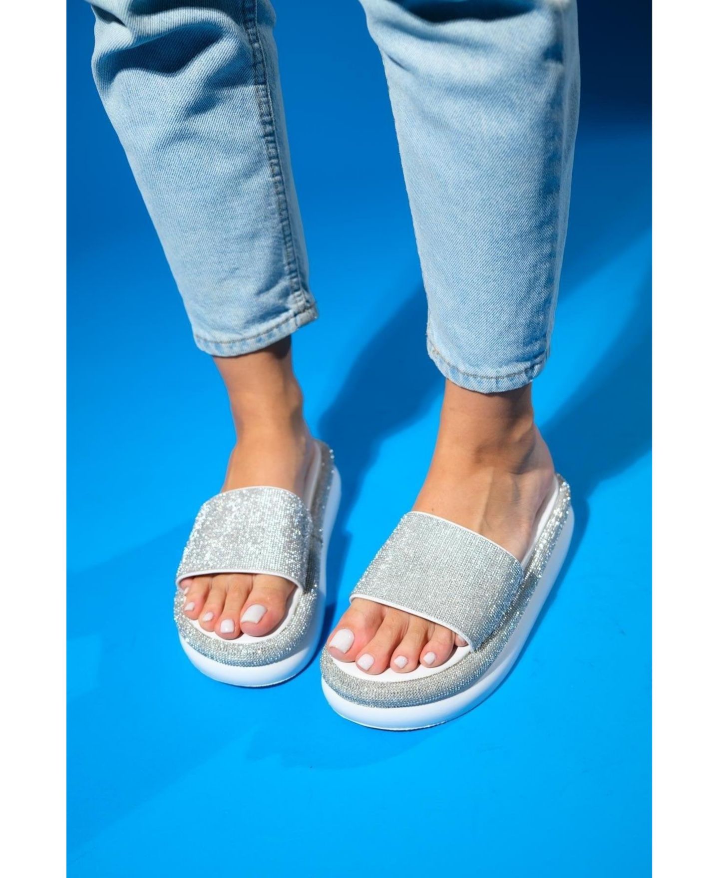 Женские сандалии Prologue Shoes Oeste Rhinestone Platform, цвет: Белая искусственная кожа — фото 3