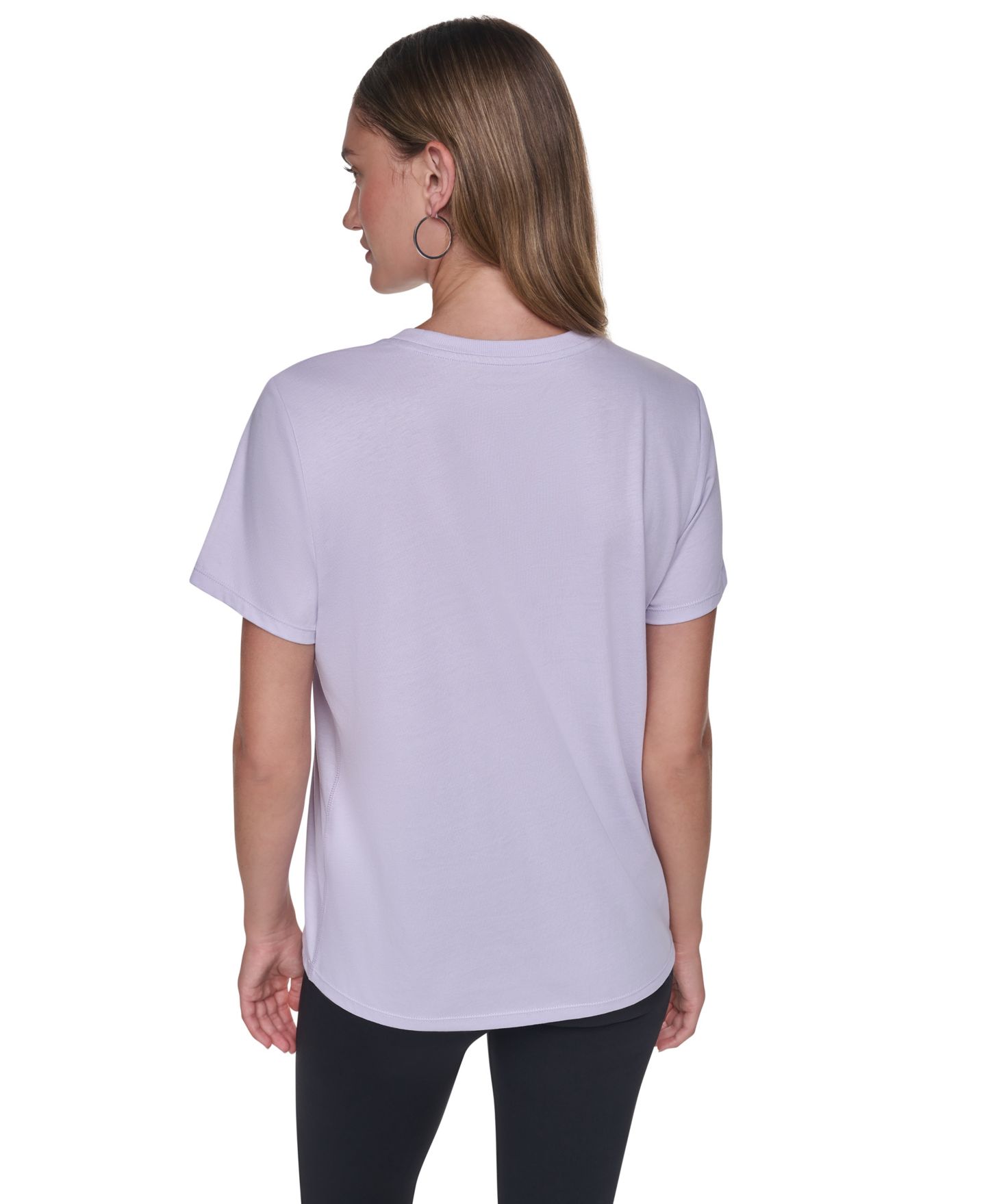 Женская футболка DKNY Sport Stacked Foil Glitter Logo Short-Sleeve Relaxed Fit, цвет: Сиреневый морозный — фото 5