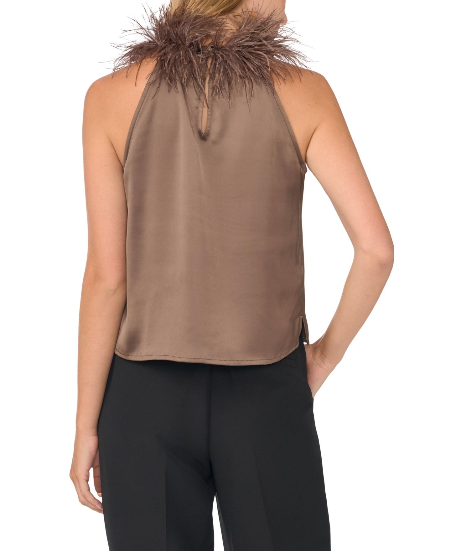 Женский топ Vince Camuto Sleeveless Satin Feather Neck Halter, цвет: Мокко латте — фото 4
