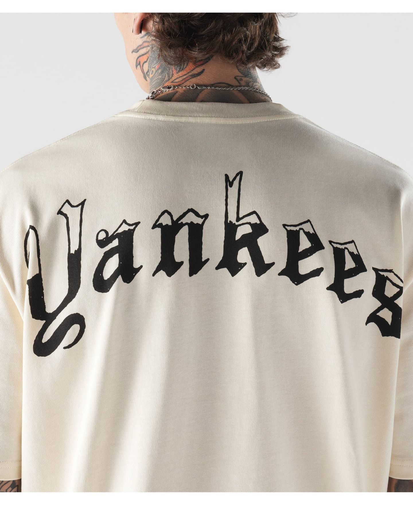 Мужская футболка New Era Cream New York Yankees Heritage Gothic Lettering — фото 2