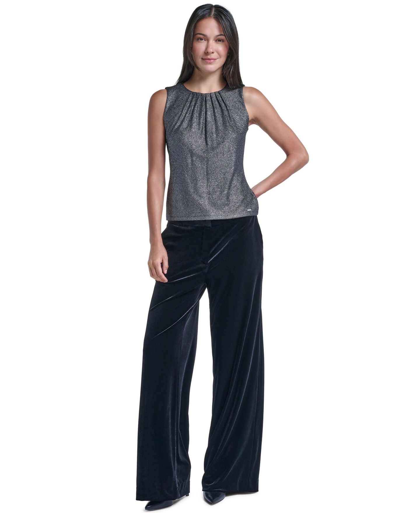 Женская блузка Calvin Klein Sleeveless Pleated Crewneck, цвет: Чёрный / Серебряный — фото 2