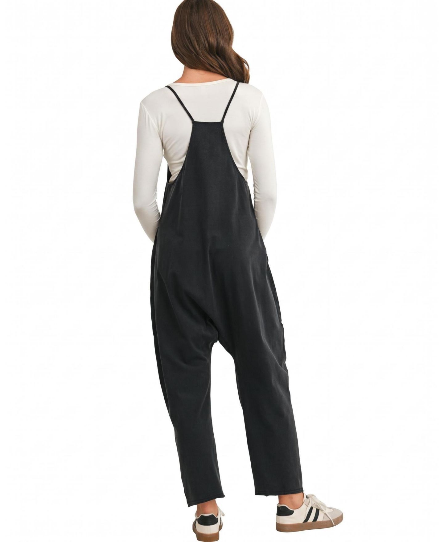 Женский комбинезон Hello Miz Maternity V-Neck Cotton-Blend Overall Jumpsuit with Oversized Front Patch Pockets, цвет: Чёрный — фото 3