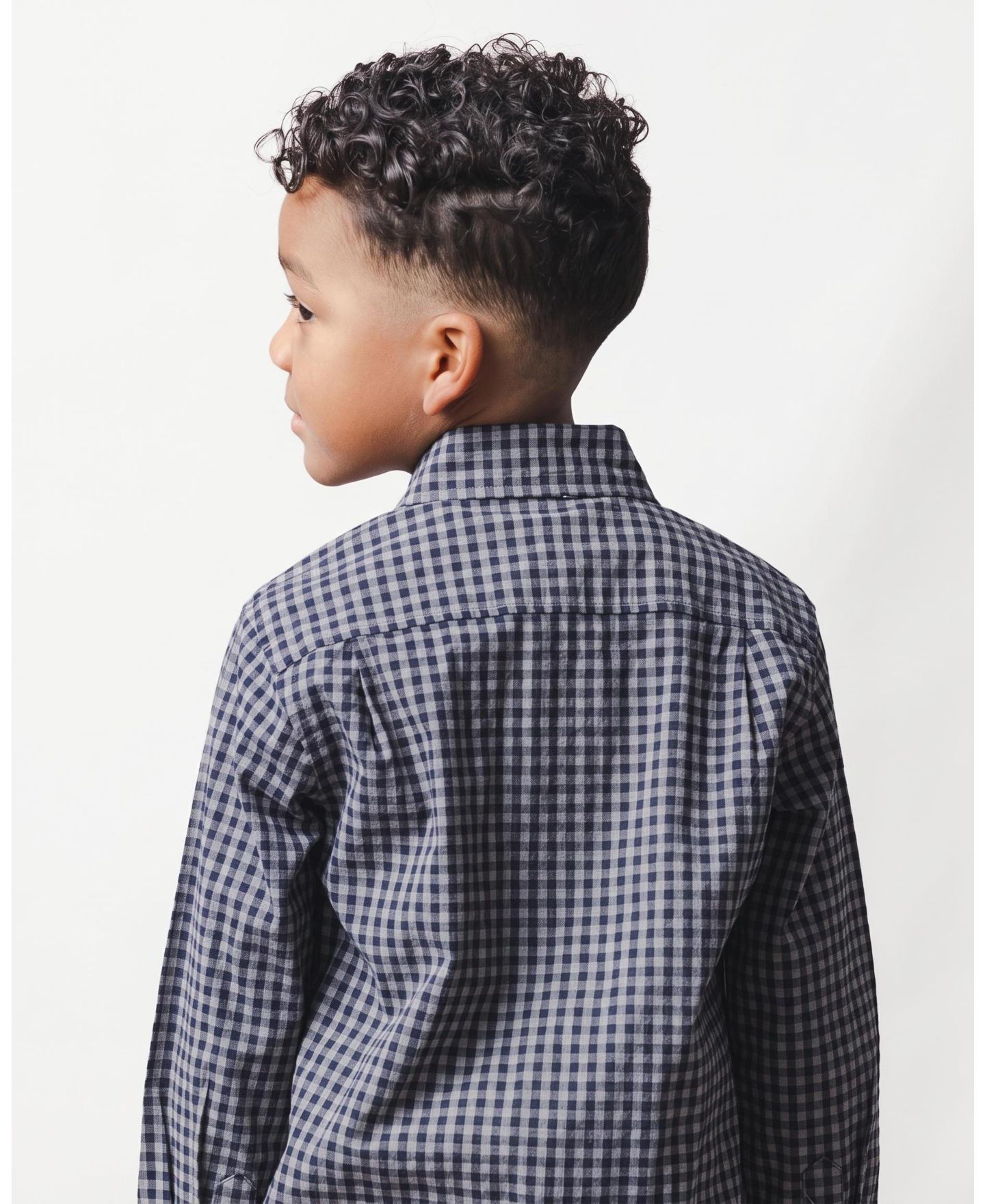 Рубашка Hope & Henry Long-Sleeve Poplin Stretch Shirt для мальчиков-малышей, цвет: Чёрный в мелкую клетку — фото 5