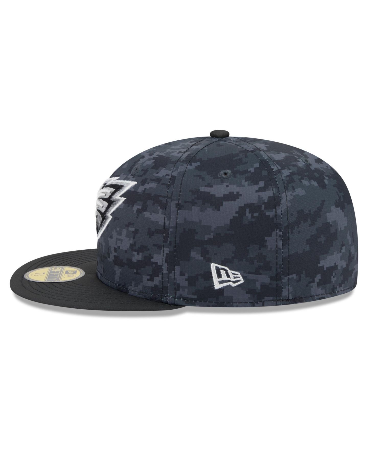 Мужская кепка New Era Black Philadelphia Eagles 2026 Salute To Service 59FIFTY Fitted Hat — фото 5