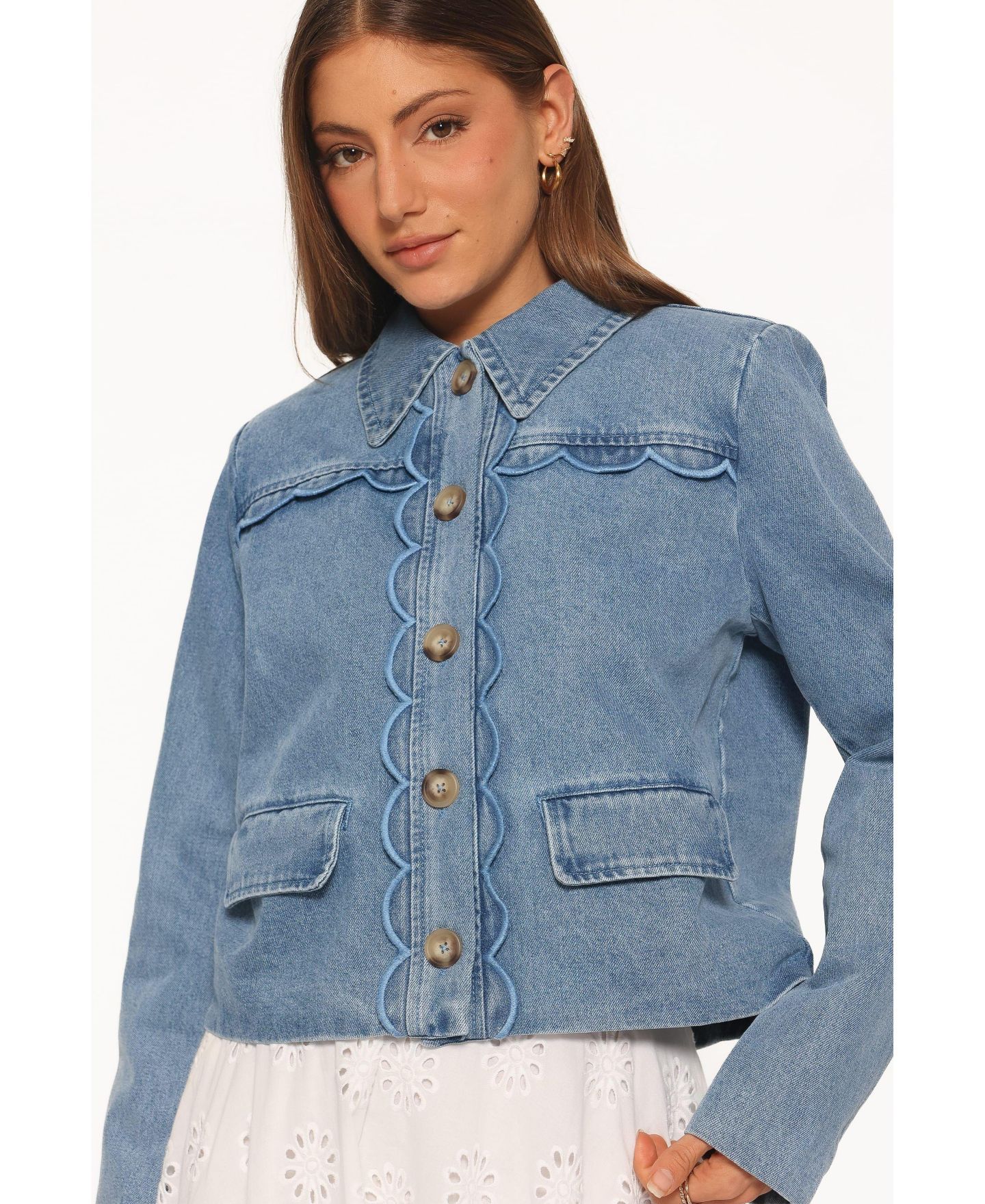 Женская куртка Petal and Pup Heidi Scallop Trim Denim, цвет: Синий — фото 4