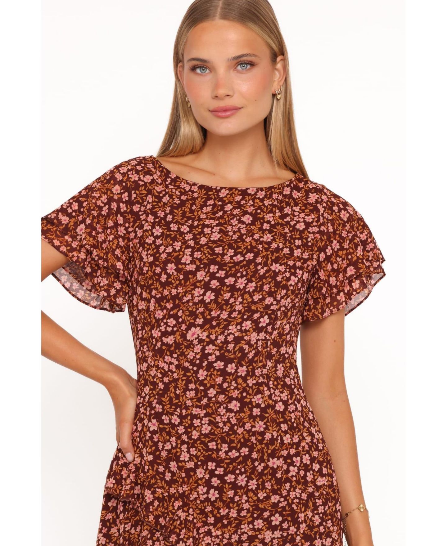 Женское платье Petal and Pup Lorrie Floral-Print Tiered Short-Sleeve Maxi, цвет: Коричневый с принтом — фото 4