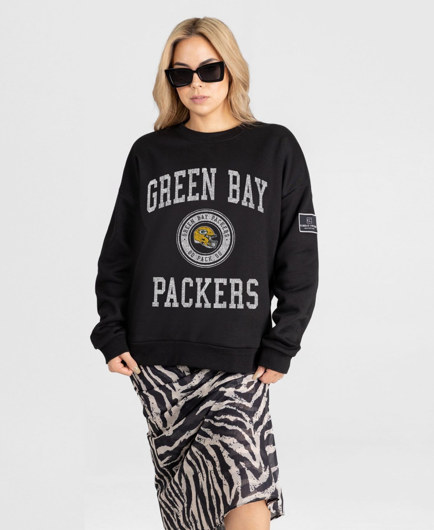 Женская толстовка Gameday Couture Black Green Bay Packers Fierce Flow Black Label Premium Drop Shoulder — фото 1