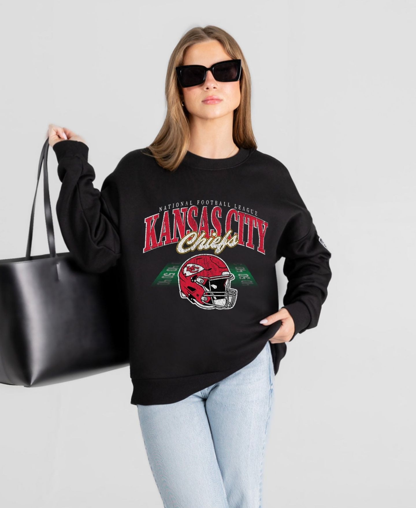 Женская толстовка Gameday Couture Black Kansas City Chiefs Field Focus Black Label Premium Drop Shoulder — фото 1