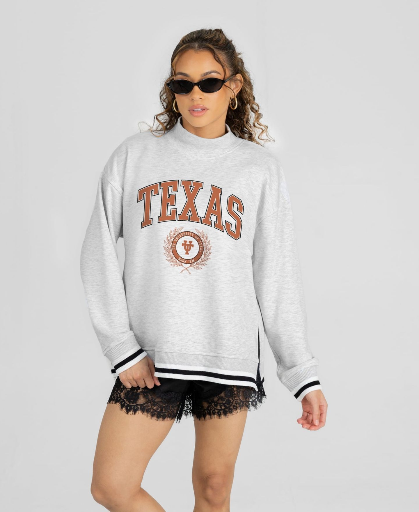 Женская толстовка Gameday Couture Ash Texas Longhorns Rally Point Contrast Stripe Mock Neck — фото 1