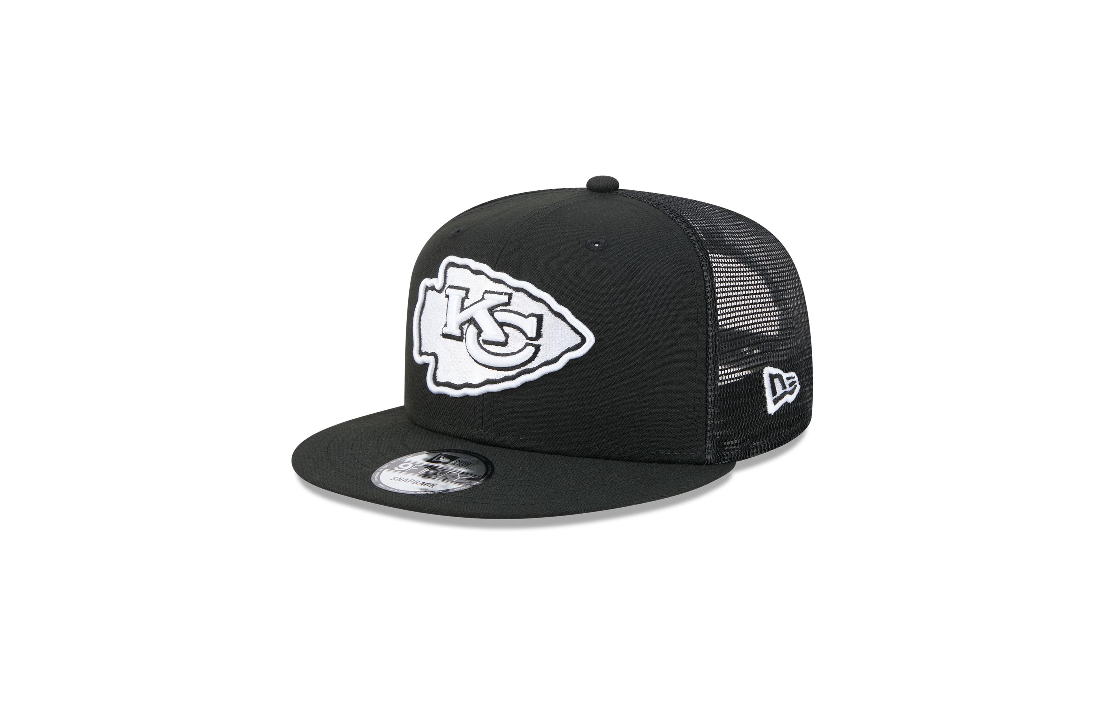 New Era Men's Black/White Kansas City Chiefs 9FIFTY Snapback Trucker Hat