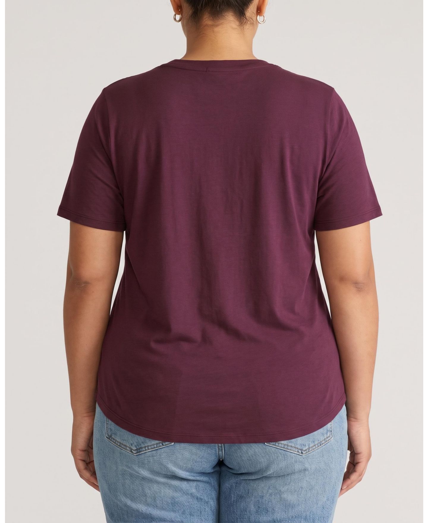 Женская футболка Universal Standard Plus Size V Rex V-Neck Short-Sleeve, цвет: Acai — фото 4