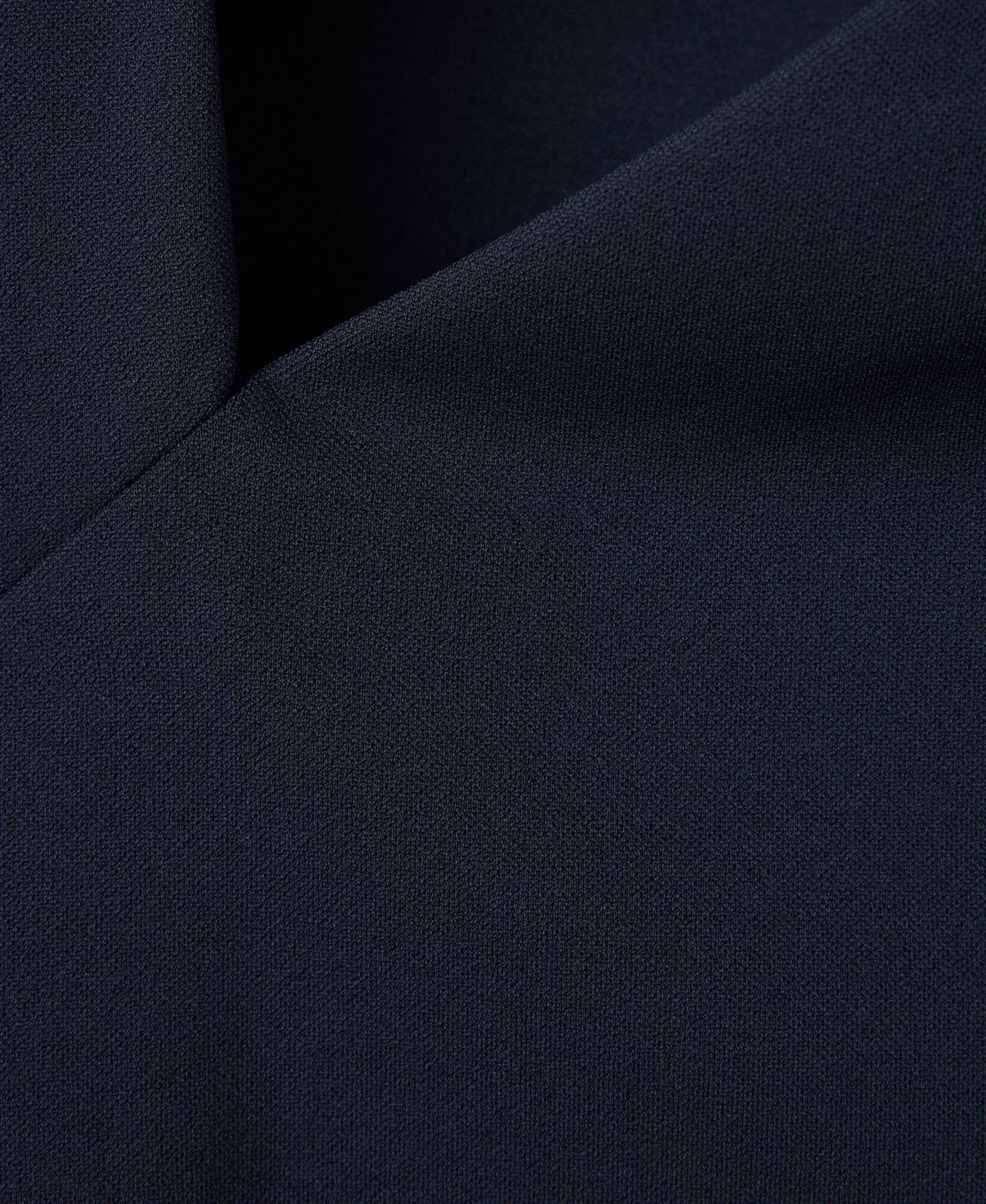 Женское платье Mango Asymmetric-Neck Ruched, цвет: Ночной синий — фото 5