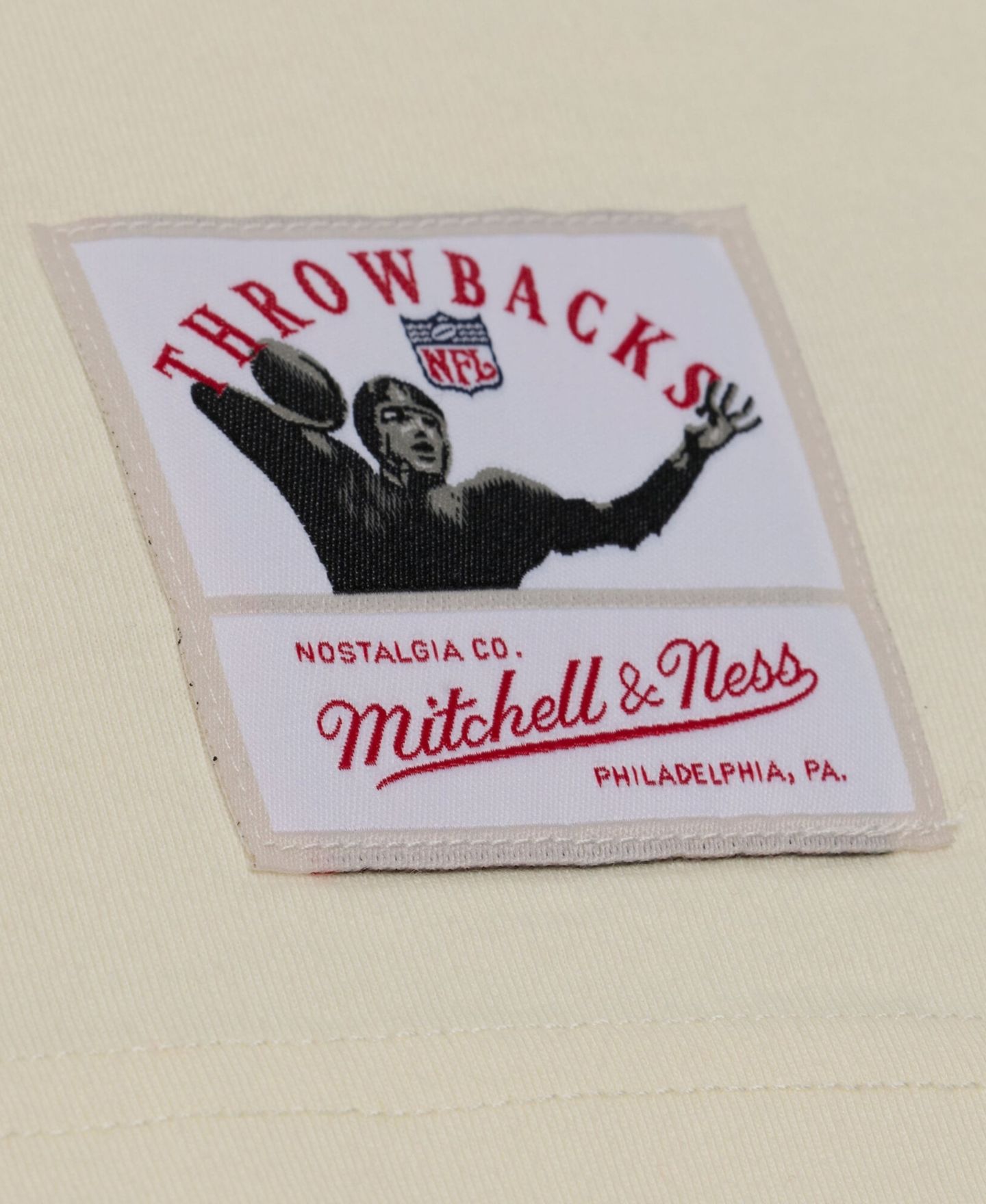 Мужская футболка Mitchell & Ness Mitchell Ness Cream Tampa Bay Buccaneers Oversized Heritage Hues — фото 6