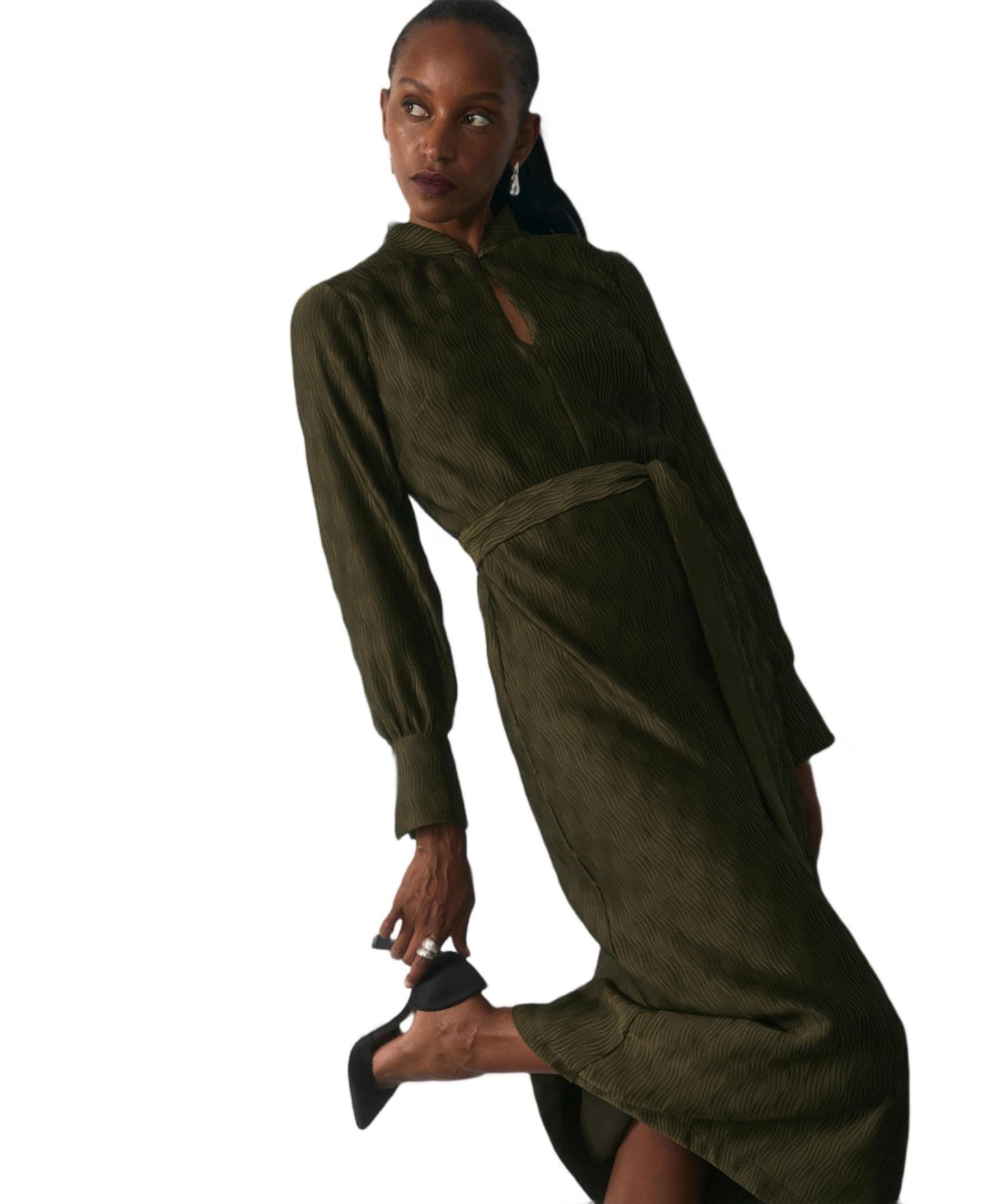 Женское платье The Fold Aurellie Long-Sleeve Wave-Pleated Midi, цвет: Зелёный — фото 6
