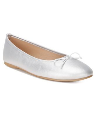 Women's Clarendra Stretch Fit Bow Faux Leather Ballet Flats