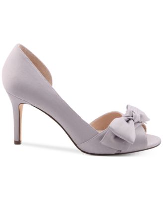 nina forbes ii peep toe pump