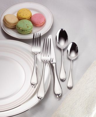 18/10 Flatware, Studio 5 Piece Place Setting