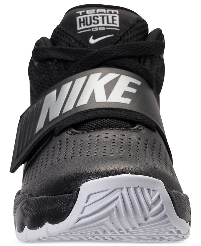 nike boys team hustle d8