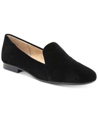 naturalizer flat shoes clearance